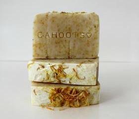 Honeysuckle & Calendula Soap